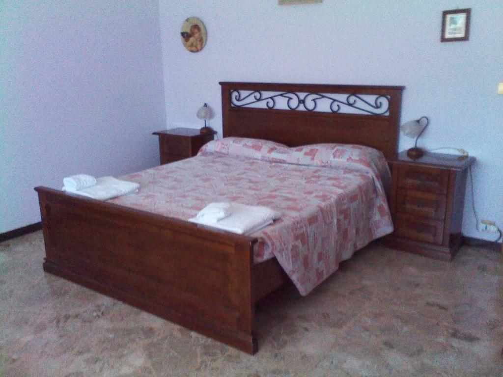 Bed and Breakfast Casa Giordano à Mombello Monferrato Chambre photo